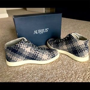 Excellent condition men’s Aureus unique high tops